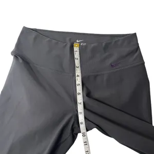 Nike‎ Dri-Fit Women's Size Small Grey Cropped Wide Leg Pants thumbnail 7
