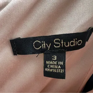 CITY STUDIO NWT Juniors Navy Plunge Off Shoulder Sleeve Size 3 Formal Dress Gown thumbnail 11
