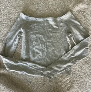 Hollister Off-The-Shoulder Top thumbnail 1