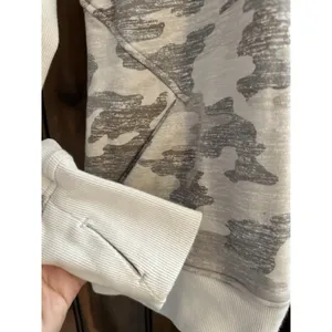 Athleta Triumph Printed Hoodie Jacket, Grey Gypsum Camo Size Small Activewear thumbnail 4