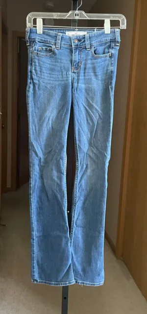 Women's Hollister Low Rise Boot Cut Jeans Size 0 Blue thumbnail 1