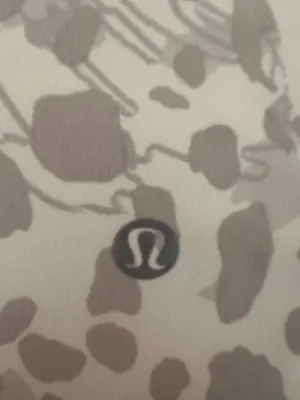 Lululemon Align 23” White Cheetah Print Leggings thumbnail 3