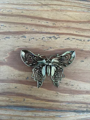 Vintage Nina Ricci for Avon Enamel Butterfly Brooch thumbnail 3