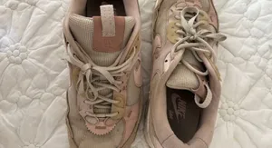 Pink Nike Air Max Women’s thumbnail 3