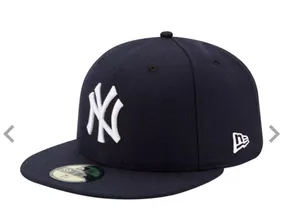 New era black Yankees cap with white logo Nwot thumbnail 6