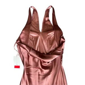 Revelry Women’s Cowl Back V Neck Sleeveless Pink Satin Maxi Formal Dress Size 4 thumbnail 7