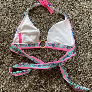 Victoria’s secret’s swimsuit top​​ thumbnail 6