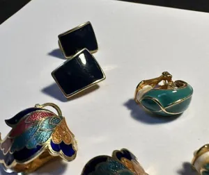 Lot Of 3 Gold Tone Clip On Earrings 2 With Colored Enamel 1 Cloisonné Style thumbnail 8