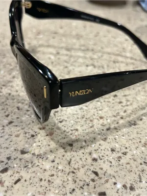 Yunison women’s Jet Black Sunglasses thumbnail 3