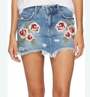 Free People Wild Rose Embroidered Denim Mini Skirt Sz 24 Blue Distressed thumbnail 1