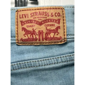 Levi's 314 Shaping Straight‎ Jeans Light Wash Denim Comfort Stretch Size 32 thumbnail 4