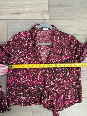 Wilfred Aritzia Silky Tie Front Button Down Abstract Brown Fuschia Blouse Small thumbnail 9