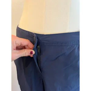 L.L. Bean Blue Low Rise Capri Cropped Wide Relaxed Fit Hiking Pants Size 8 thumbnail 9