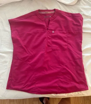 Fabletics Scrub Set thumbnail 1