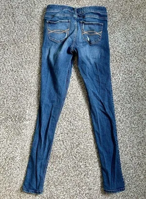 🦋 Abercrombie and Fitch Dark Wash Denim Skinny Jeans 2R 26 thumbnail 4