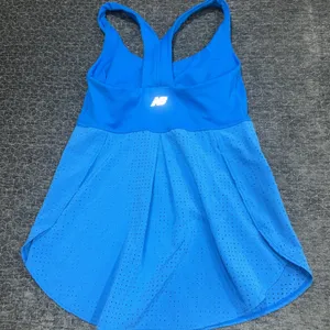 New Balance Women's Hybrid Bra Top Tennis Small thumbnail 2