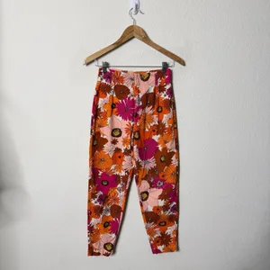 Free People Tessa Tapered Trousers Orange Floral Womens Pants Size 0‎ thumbnail 2