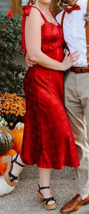 Francesca's Red bow printed silk dress thumbnail 1