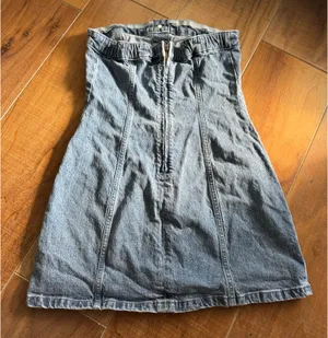 Abercrombie and Fitch mini denim dress thumbnail 4
