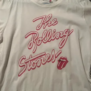 White and red Rolling Stones cotton t-shirt #rockband Size M Got at H&M thumbnail 2