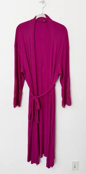 [Anthropologie] Magenta Pink Ilia Lace Sleeve Belted Wrap Robe Size Large L/XL thumbnail 1