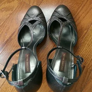 Antonio Melani Heels Stunning Pewter Color Size 6.5 thumbnail 5