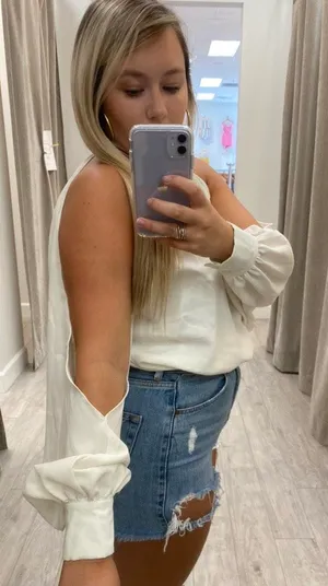 DO+BE Open Sleeve Top thumbnail 2