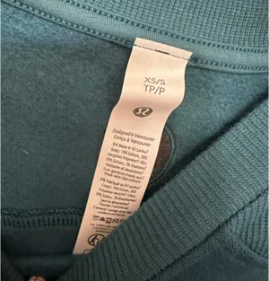 Lululemon Pullover thumbnail 3
