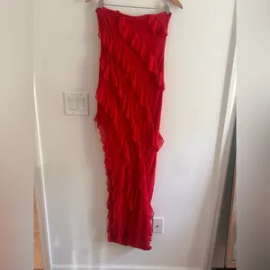OhPolly Nevali Bandeau Ruffle Detail Maxi Dress in Red‎ Sz 8 thumbnail 7