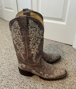 Corral Cowgirl Boots thumbnail 1