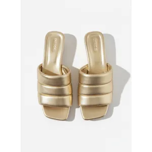 Vince Ceil‎ Mule Sandals Women 9 Gold Quilted Metallic Leather Kitten thumbnail 2