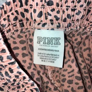 PINK Victoria's Secret Leopard Print Jogger Pants Women‎ XS Elastic Drawstring thumbnail 7