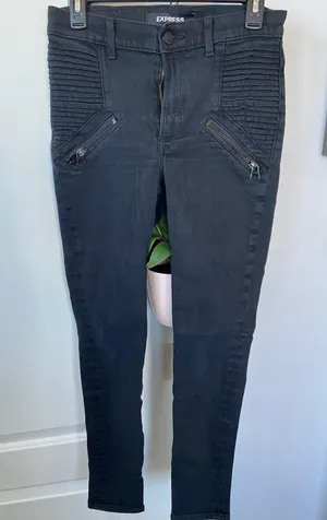 Jeans thumbnail 1