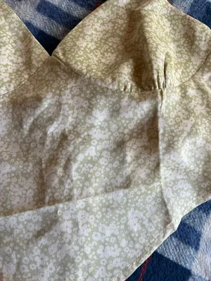 Open Back Floral Blouse Crop Top thumbnail 2