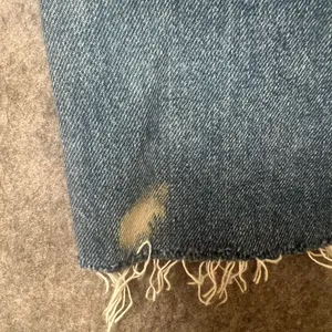 Reformation‎ Woman 24 Relaxed Straight High Waisted raw hem Blue Jeans thumbnail 7