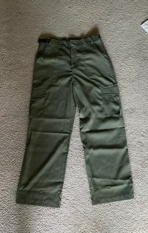 Olive Green Cargo Pants Size M thumbnail 1