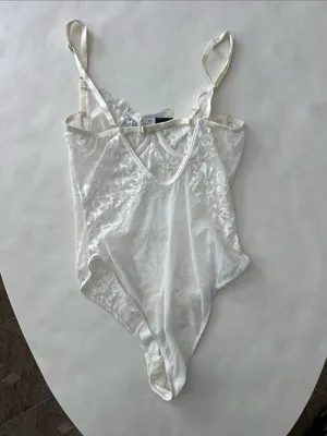 NWT Gooseberry Coquette White Lace Romantic Bodysuit Small thumbnail 3