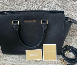 Michael Kors selma thumbnail 1
