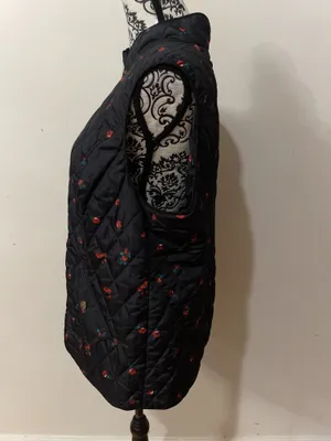 Charter Club Black & Red Floral Quilted Puffer Vest Size Large Like New thumbnail 4