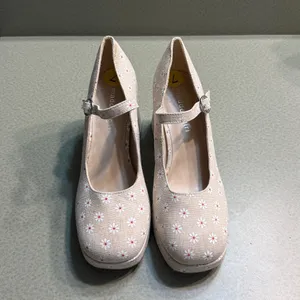 Madden Girl Floral Mary Jane Platform Heels‎ B26 thumbnail 3