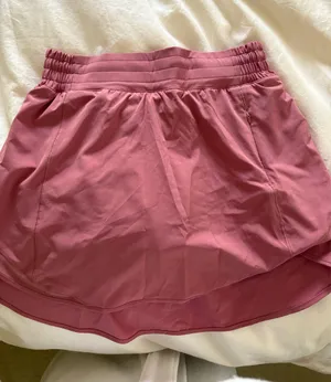 Lululemon Hotty Hot High-Rise Skirt thumbnail 1