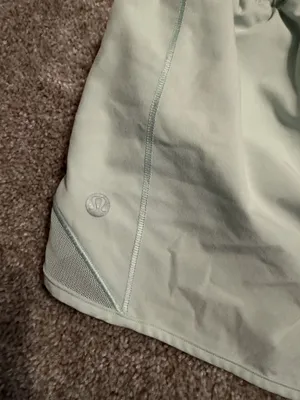 Lululemon Low-Rise Shorts thumbnail 3