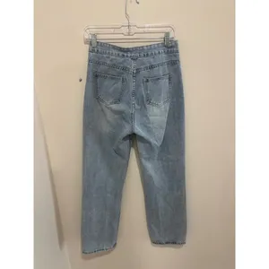 Kittenish High Waisted Distressed Straight Leg Jeans Light Wash‎ Size 28 thumbnail 4
