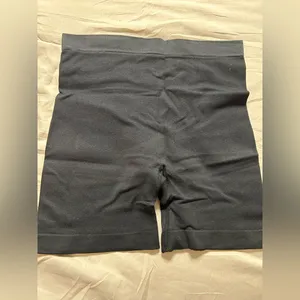 NEW 3 Pk Seamless Anti-Chafing Slip Shorts Under Dress Boy Shorts Underwear S thumbnail 2