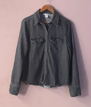 H&M Black Wash Denim Shirt Jacket Size S GUC thumbnail 1