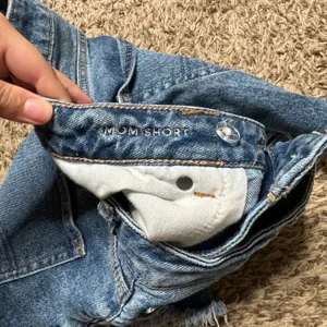American Eagle Mom Short thumbnail 3
