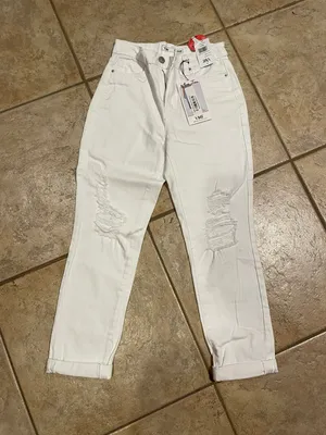 YMI Hybrid denim White Distressed Mom Jeans High Rise Dream Fit Size 3 New thumbnail 1