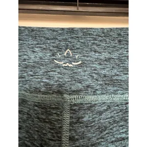 Beyond Yoga Space Dye Teal Leggings Size Small thumbnail 5