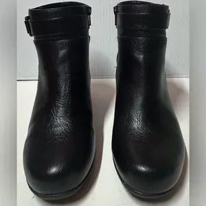 Croft & Barrow Ortholite Comfort Baron Black Round-Toe Zip Closure Ankle Booties thumbnail 2