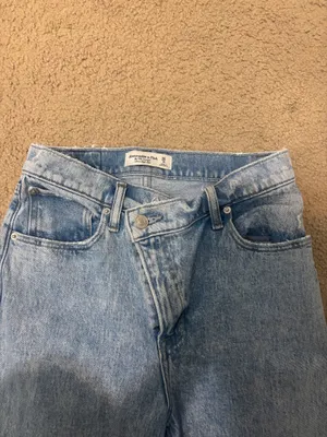 Abercrombie Jeans 90s Ultra High-Rise Straight thumbnail 2